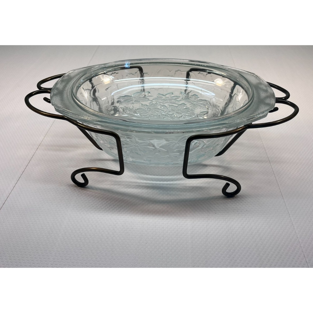Princess House Fantasia 3Qt Covered Dutch Oven with Lid and Metal Stand (0337)